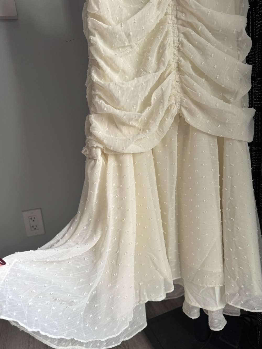 ASTR the Label Ivory White Devereaux Ruffle Ruched Flowy Mermaid Midi Dress LRG - Picture 7 of 13
